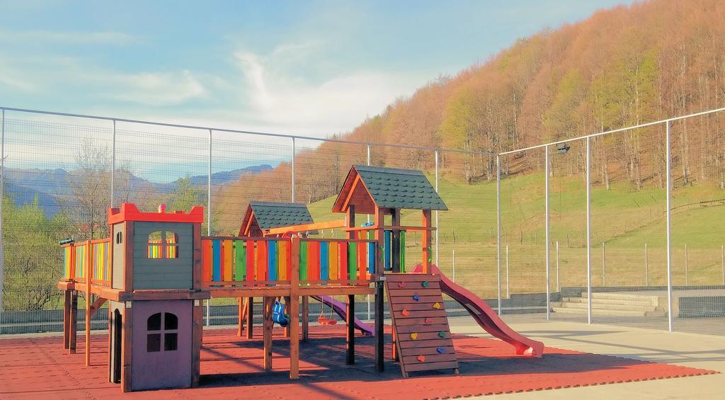 Hotel Floris Cheia  Dış mekan fotoğraf