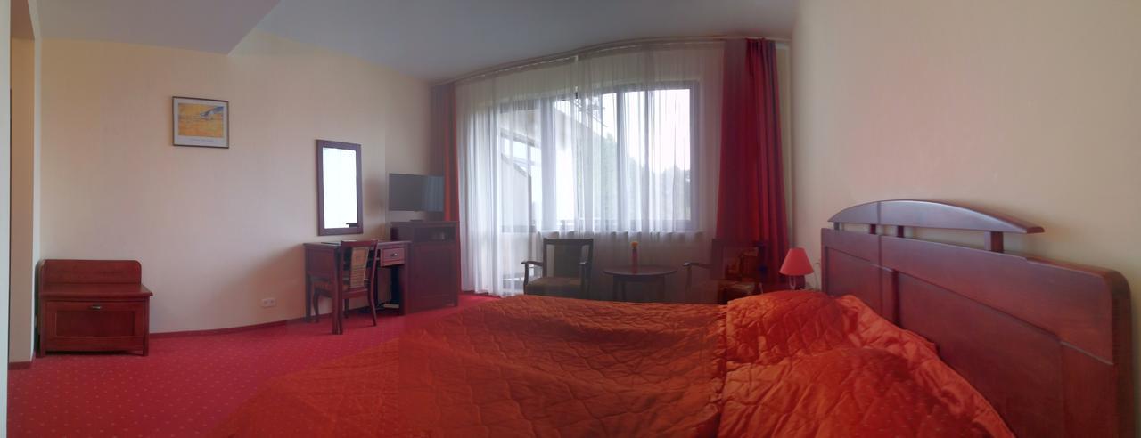 Hotel Floris Cheia  Dış mekan fotoğraf