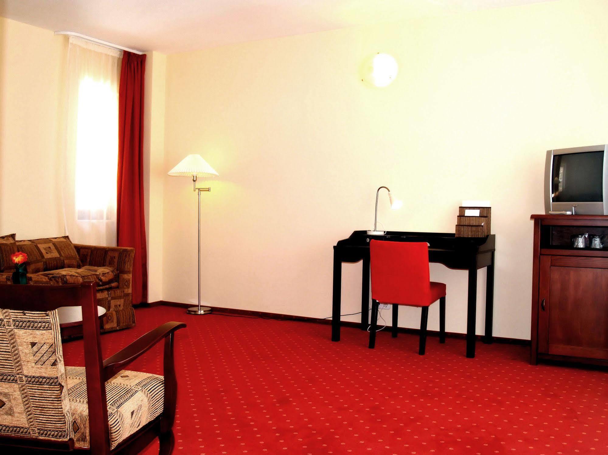 Hotel Floris Cheia  Dış mekan fotoğraf