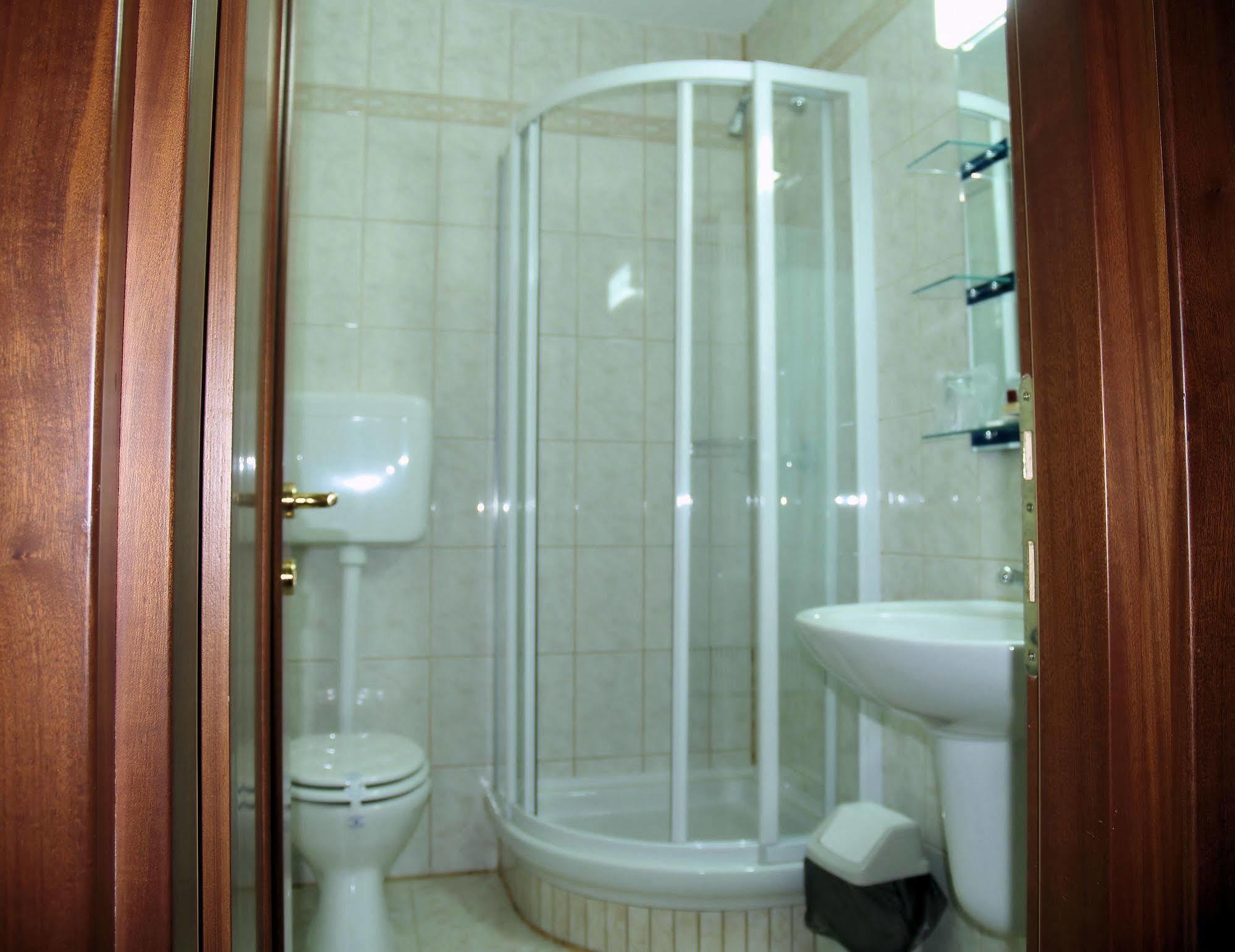 Hotel Floris Cheia  Dış mekan fotoğraf
