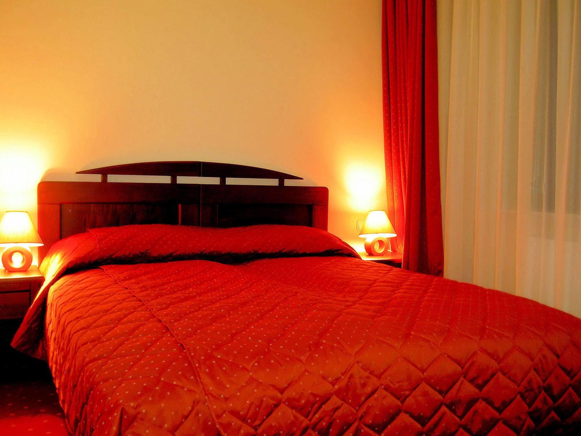 Hotel Floris Cheia  Dış mekan fotoğraf